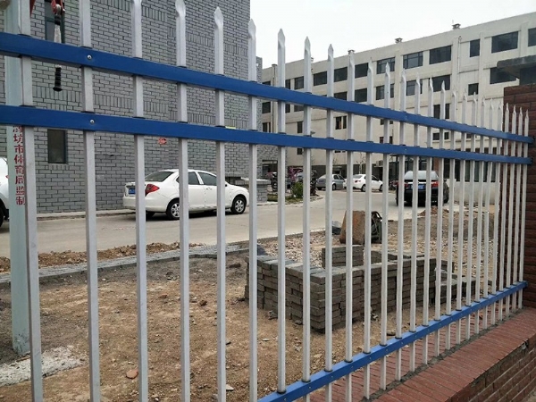 鋅鋼護(hù)欄